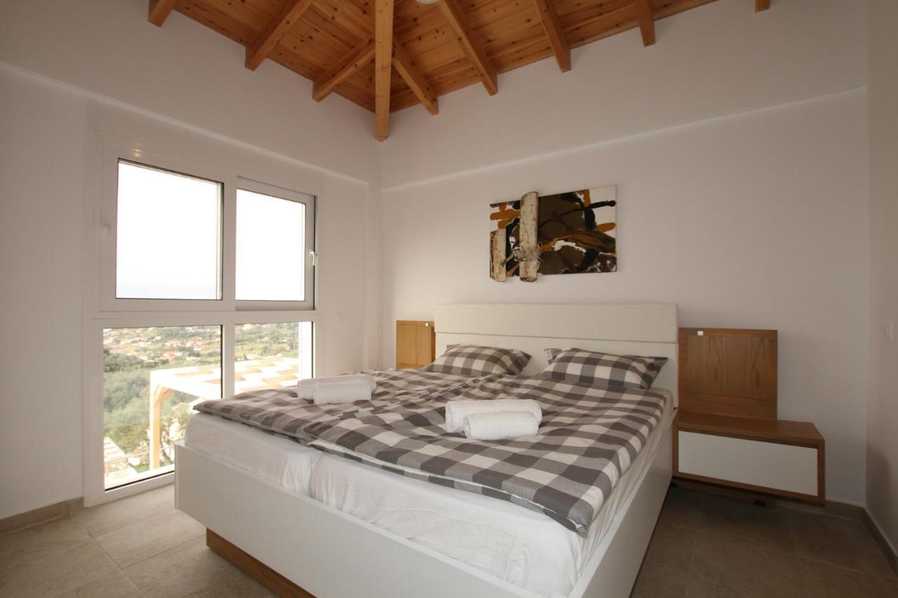 Sunset Sea View Villa 5 อาร์ริลลาส ภายนอก รูปภาพ