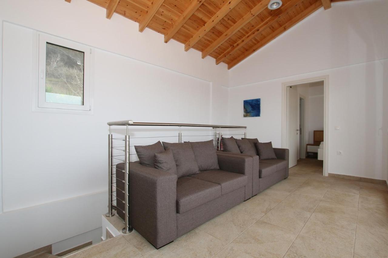 Sunset Sea View Villa 5 อาร์ริลลาส ภายนอก รูปภาพ