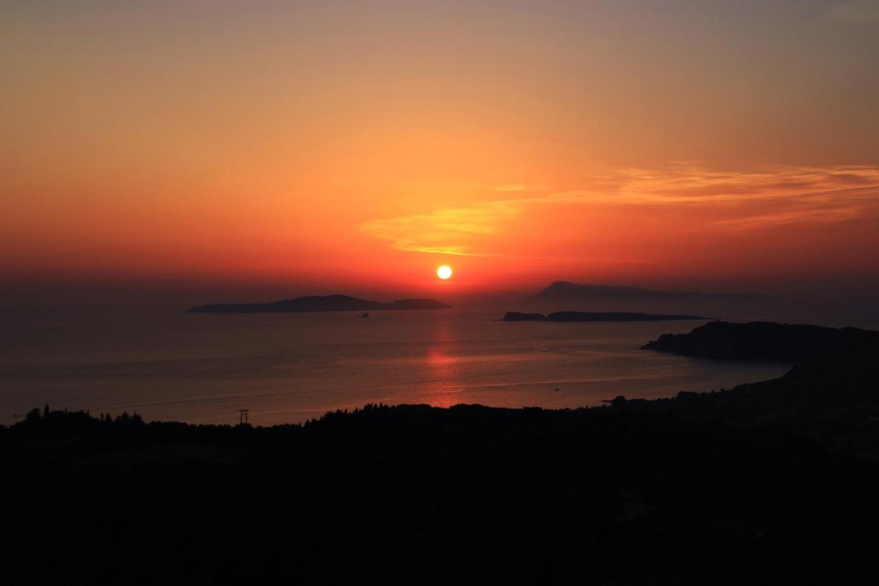 Sunset Sea View Villa 5 อาร์ริลลาส ภายนอก รูปภาพ